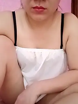 Lily-ross22 online show from 04/15/26, 08:43