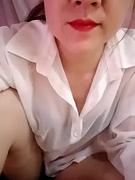 Lily-ross22 online show from 04/19/26, 04:39