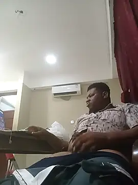 LovelyHughes online show from 02/12/26, 11:00