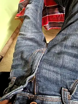 telugupillodu001 online show from 04/12/26, 09:58