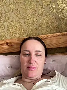 Snapshot of TomilaSi chatting on 02/03/26, 10:42 TomilaSi online show from 02/03/26, 10:42