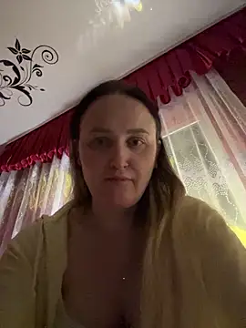 Snapshot of TomilaSi chatting on 02/03/26, 11:21 TomilaSi online show from 02/03/26, 11:21