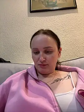 Snapshot of TomilaSi chatting on 02/07/26, 09:07 TomilaSi online show from 02/07/26, 09:07