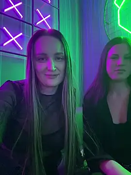 Snapshot of TomilaSi chatting on 02/21/26, 09:27 TomilaSi online show from 02/21/26, 09:27