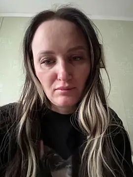 Snapshot of TomilaSi chatting on 02/23/26, 09:06 TomilaSi online show from 02/23/26, 09:06