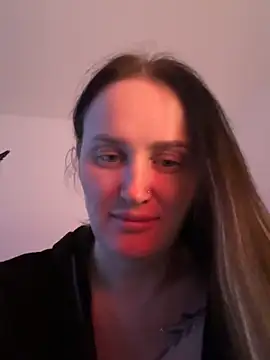 Snapshot of TomilaSi chatting on 03/05/26, 10:50 TomilaSi online show from 03/05/26, 10:50