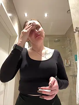 TomilaSi online show from 04/19/26, 06:32