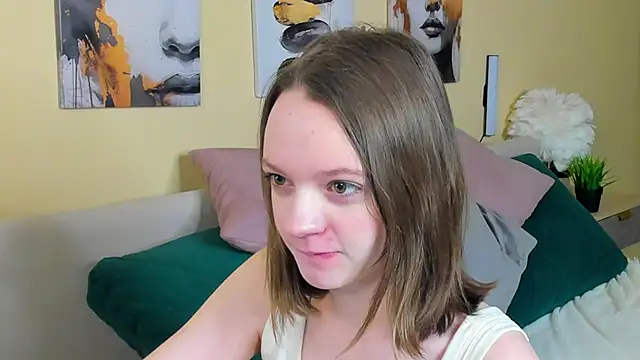 Olivia Riesz online show from 04/07/26, 01:28