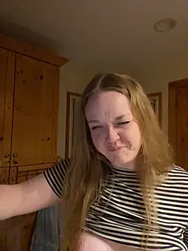 Snapshot of SmirkFans chatting on 02/07/26, 01:09 SmirkFans online show from 02/07/26, 01:09