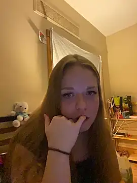 Snapshot of SmirkFans chatting on 02/19/26, 03:13 SmirkFans online show from 02/19/26, 03:13