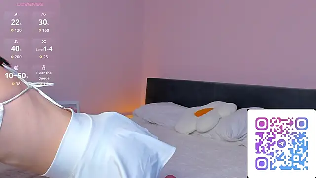 lally cute online show from 12/15/25, 11:25