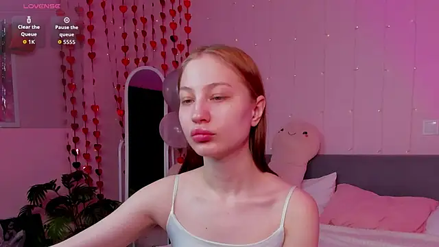 lally cute online show from 02/27/26, 07:25