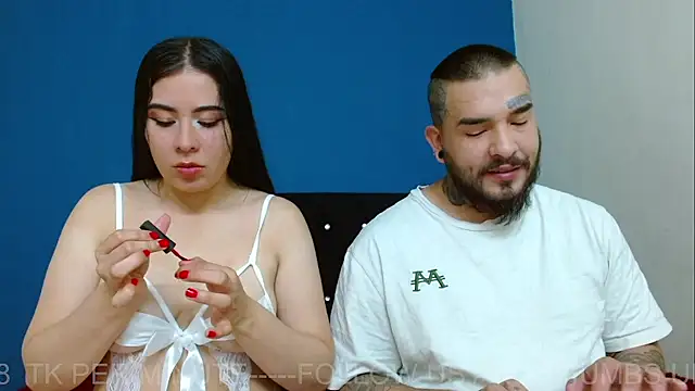 Snapshot of ARIA_AND_NICK chatting on 06/02/26, 04:20 ARIA AND NICK online show from 06/02/26, 04:20
