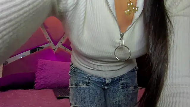Snapshot of sol-angel chatting on 06/04/26, 03:40 sol-angel online show from 06/04/26, 03:40