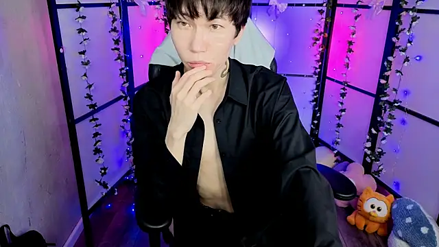 YugoAsian online show from 12/03/25, 08:40