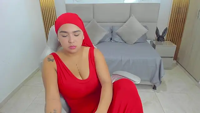 Snapshot of Raizel_kazem chatting on 11/27/25, 01:02 Raizel kazem online show from 11/27/25, 01:02