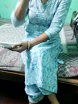 Snapshot of Myraajii chatting on 02/10/26, 02:54 Myraajii online show from 02/10/26, 02:54