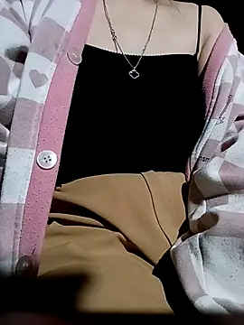 NariShow online show from 04/18/26, 07:58