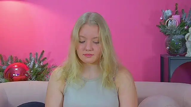 EmilyEvanse online show from 12/15/25, 06:23