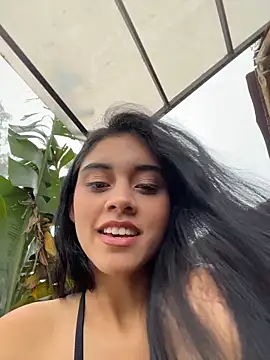 Miia moonn online show from 03/04/26, 08:26