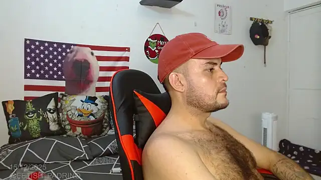 Snapshot of holegape chatting on 12/16/25, 03:33 holegape online show from 12/16/25, 03:33