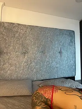 Evangelinne  hell online show from 11/28/25, 02:25