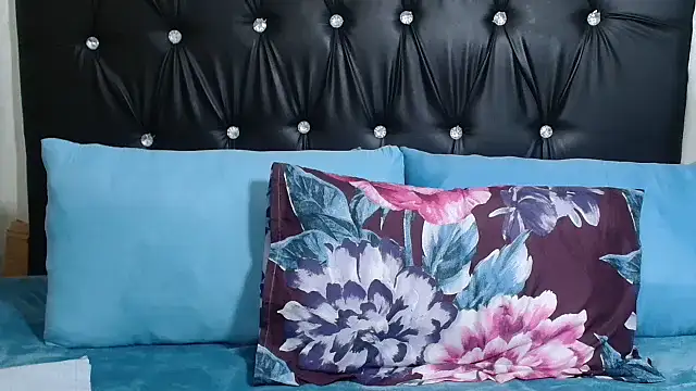 SavageHoney online show from 04/01/26, 08:50