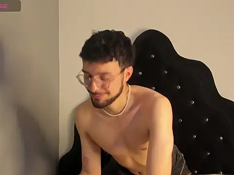 JonnyGreey online show from 12/04/25, 08:06