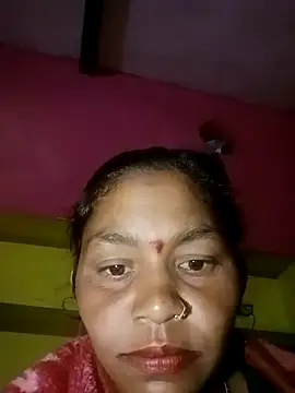 Snapshot of Matahrajpal chatting on 11/25/25, 04:51 Matahrajpal online show from 11/25/25, 04:51