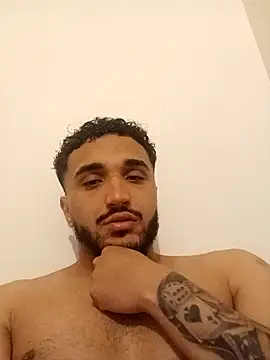 Snapshot of elgasmii chatting on 06/16/26, 11:18 elgasmii online show from 06/16/26, 11:18