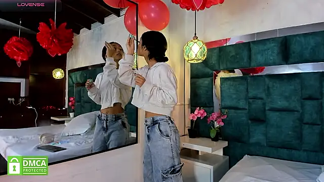  bonnyandclyde online show from 02/18/26, 12:01