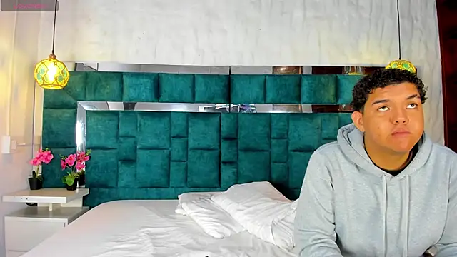  bonnyandclyde online show from 03/16/26, 12:42