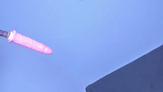 Snapshot of sophie_1_ chatting on 02/05/26, 03:55 sophie 1 online show from 02/05/26, 03:55