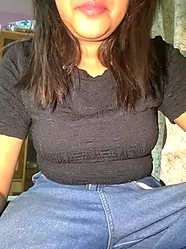 Sizzling Zoya online show from 11/28/25, 10:12