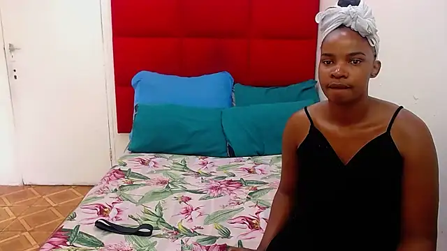 EMBER FOX online show from 02/05/26, 11:48