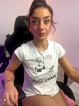 Sandy Bell online show from 11/26/25, 04:08