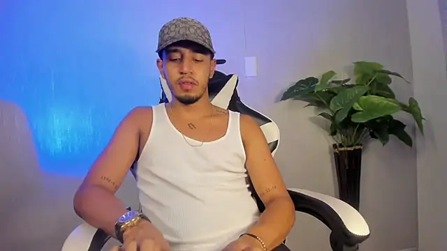 Brand Collins online show from 12/19/25, 09:38