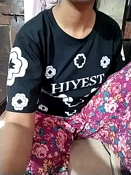 RASHMI SHARMA9 online show from 03/25/26, 06:19