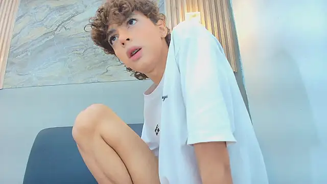 Snapshot of CRISS_ALLEN1 chatting on 02/26/26, 12:59 CRISS ALLEN1 online show from 02/26/26, 12:59