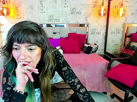 Snapshot of Dark_Dominika chatting on 02/20/26, 04:18 Dark Dominika online show from 02/20/26, 04:18