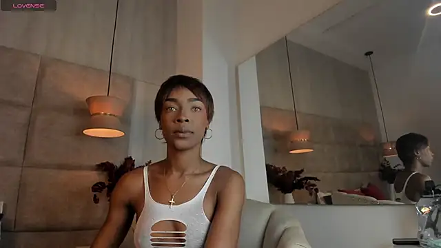 Snapshot of GenesisJordan chatting on 07/21/26, 09:39 GenesisJordan online show from 07/21/26, 09:39