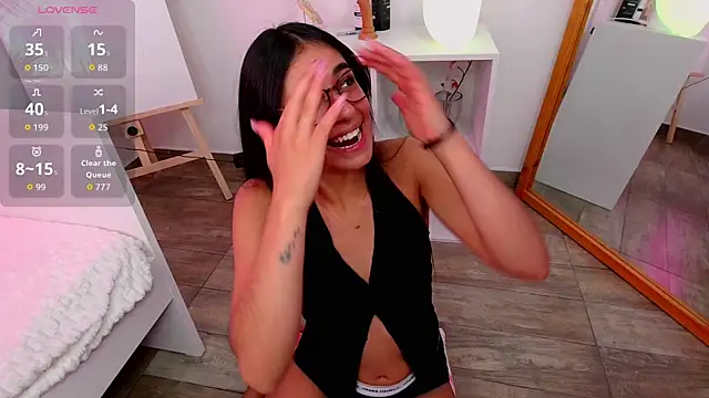 Jazmiin- online show from 01/15/26, 11:41