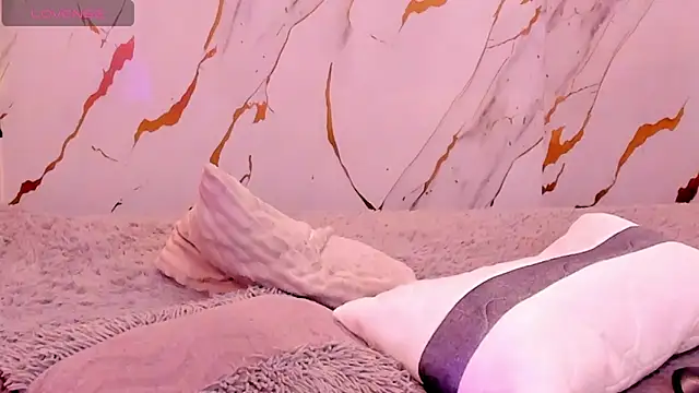 Dakota ferreti  online show from 04/22/26, 09:16