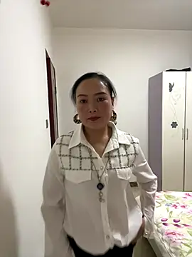 TL-46 online show from 11/30/25, 11:47