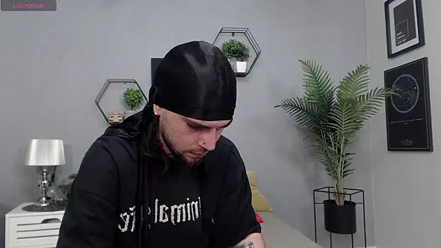 KaneHunter online show from 04/18/26, 07:58