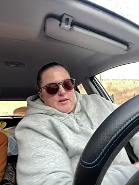 bea french curvy online show from 02/10/26, 08:29