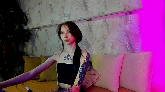 Ellen Hops online show from 04/19/26, 08:57