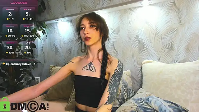 Ellen Hops online show from 06/19/26, 09:02