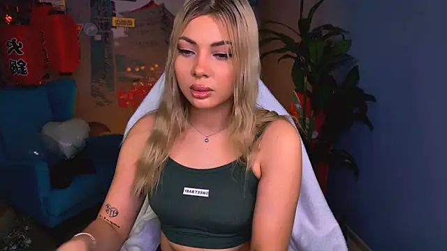 HyileyClark online show from 02/24/26, 09:18