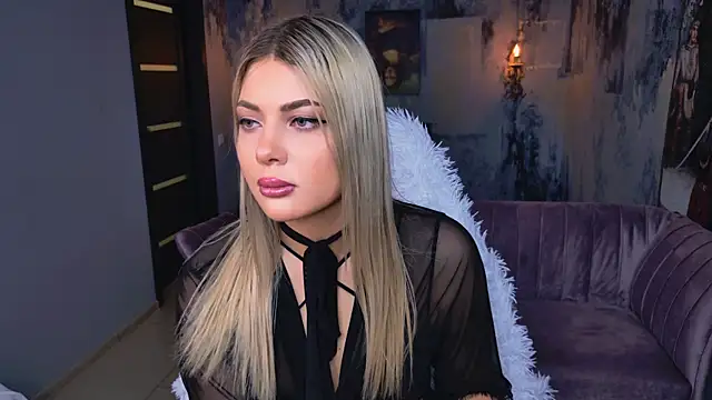 HyileyClark online show from 03/04/26, 09:15